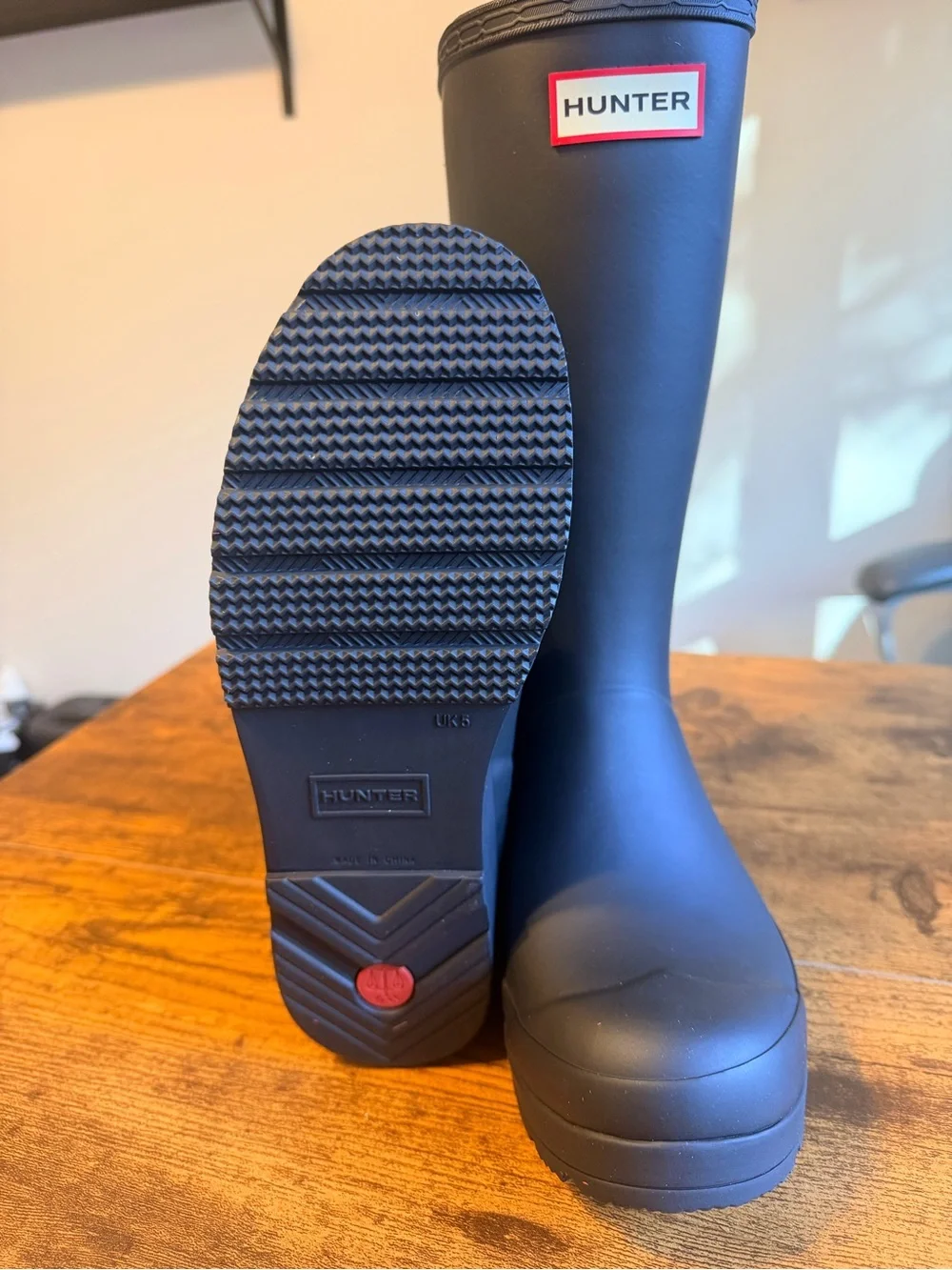 Hunter Black Tall Rain Boots with Red-Trim Pull Tabs 7W